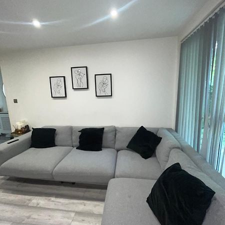 Luxury 1 Bedroom Apartment Bromley Eltham Dış mekan fotoğraf